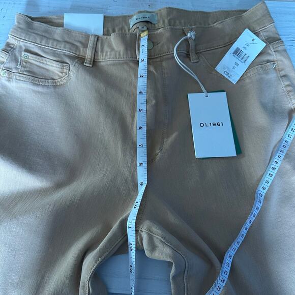 DL1961 Bridget Boot Cut Cropped Pants Size 32 Sand Neutral - Picture 11 of 13